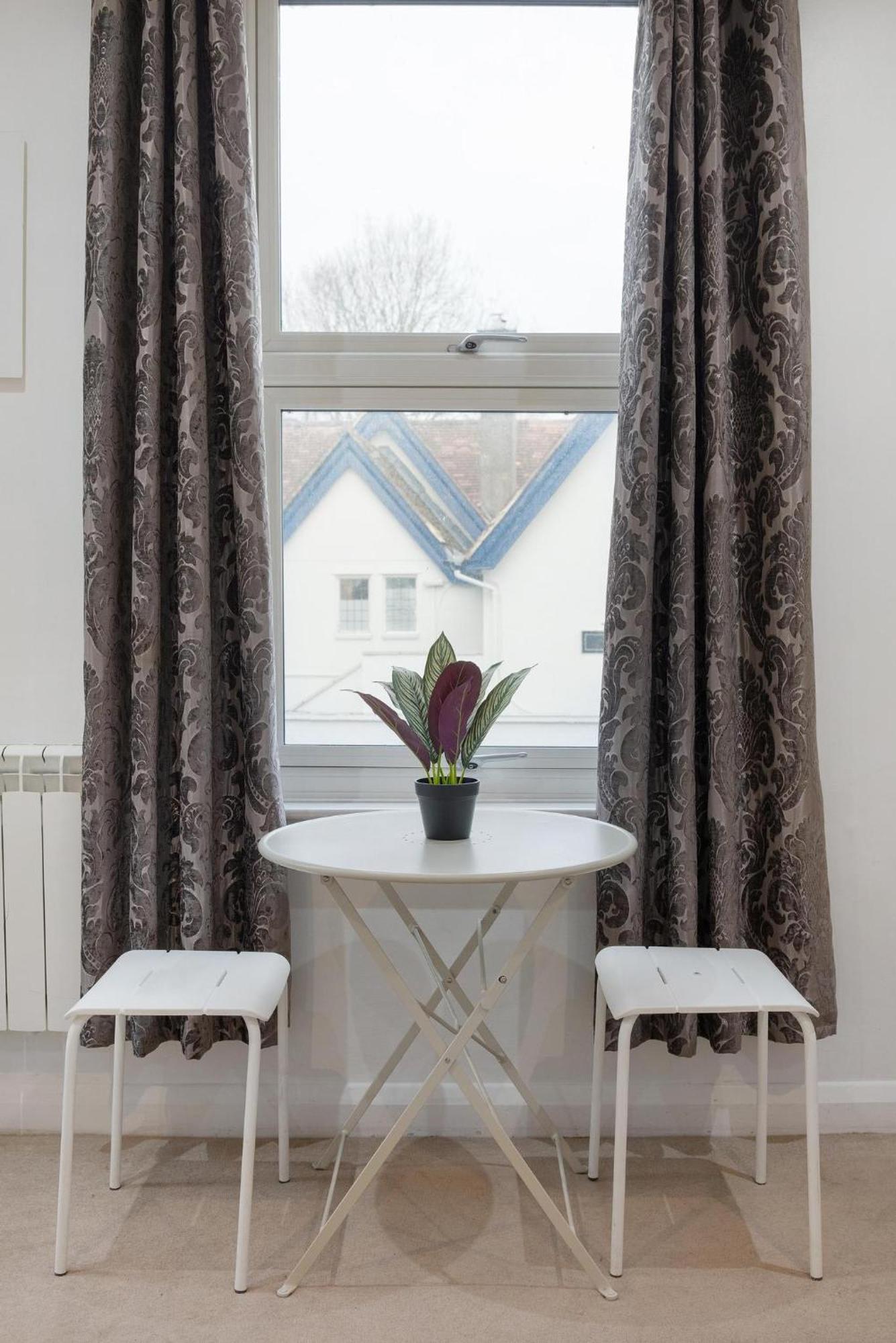 Central&modern One Bedroom Flat 201 Appartement *